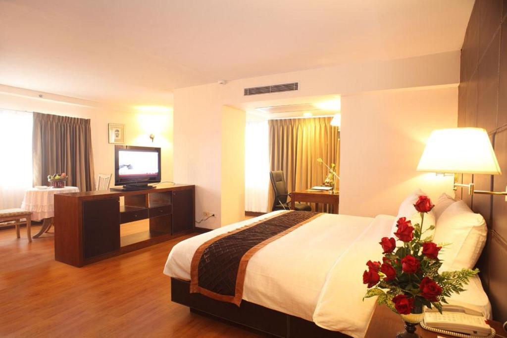 Furama Chiang Mai Hotel Quarto foto